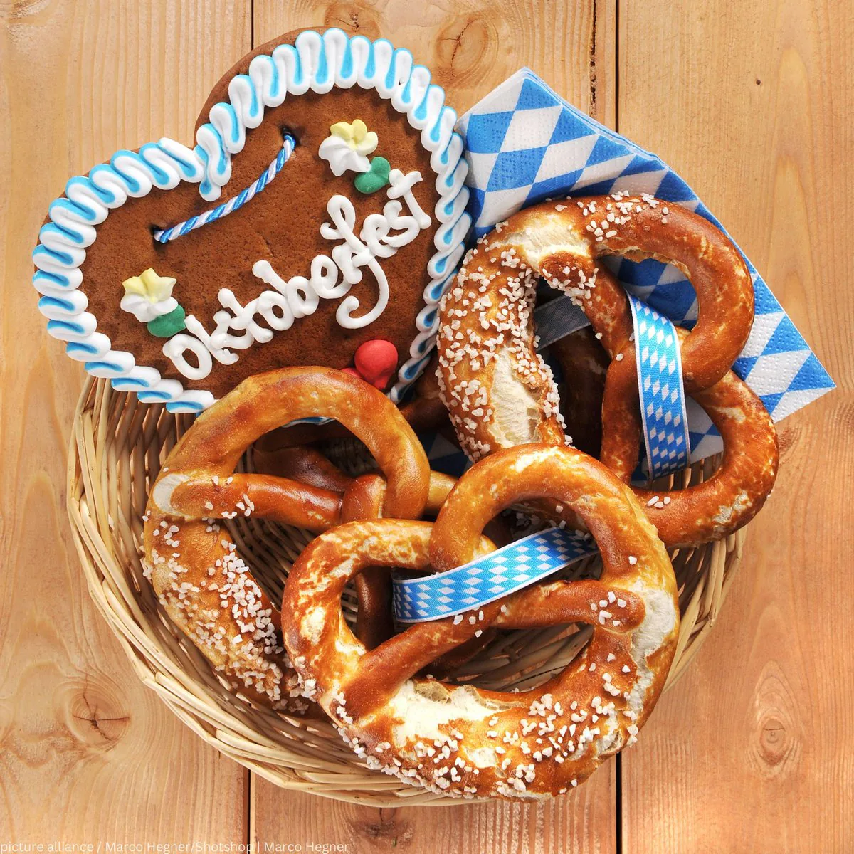 Oktoberfest: Dünyanın En Büyük Halk Şenliği Oktoberfest: Dünyanın En Büyük Halk Şenliği