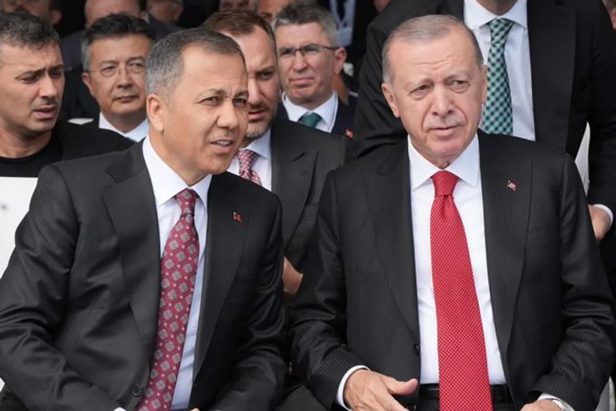 İçişleri Bakanı Ali Yerlikaya'dan Önemli Açıklama: Güvenlik Güçleri 7 Bin 204 Yeni Araçla Güçleniyor İçişleri Bakanı Ali Yerlikaya'dan Önemli Açıklama: Güvenlik Güçleri 7 Bin 204 Yeni Araçla Güçleniyor