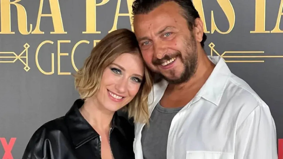 Hazal Kaya ve Ali Atay'ın 'Sekizinci Aile' Dizisinde Yeni Sezon İptal Edildi görseli