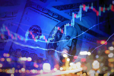 ABD Enflasyonu Beklentileri Aştı: Fed Faiz Artırım İhtimali %73'e Çıktı, BIST 100 12.100'e Geriledi