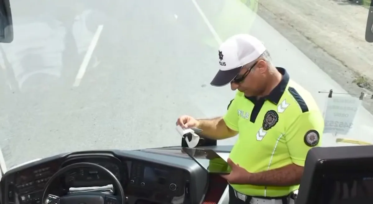 Trafik Güvenliği için Yoğun Denetimler Gerçekleştirildi Trafik Güvenliği için Yoğun Denetimler Gerçekleştirildi
