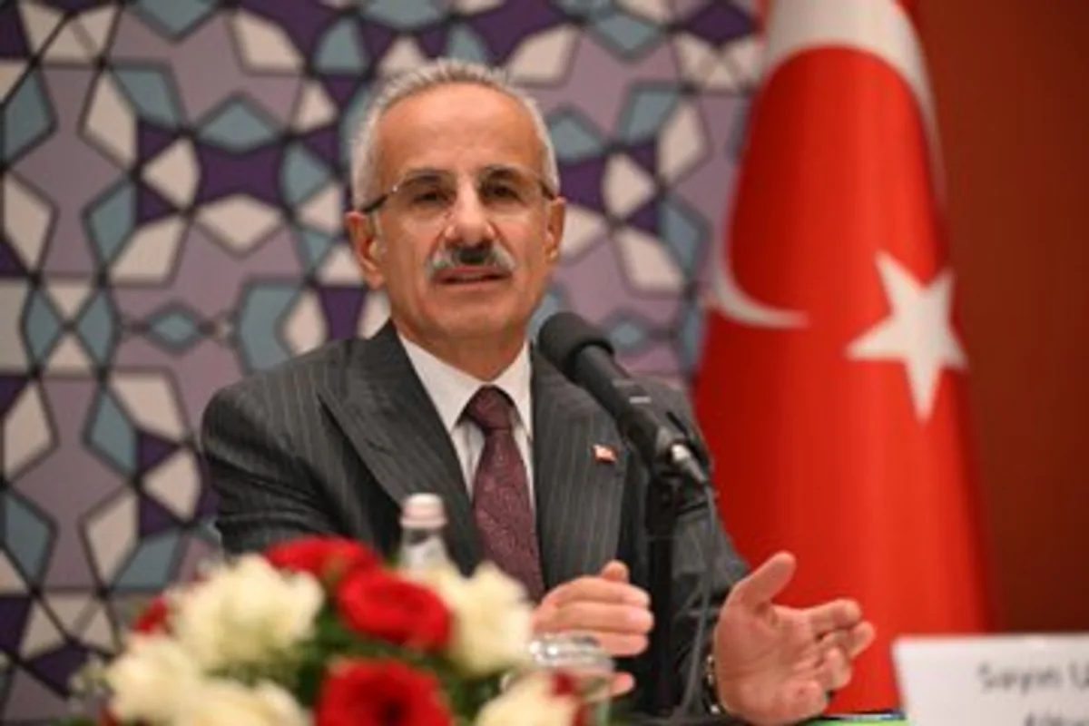 Ulaştırma ve Altyapı Bakanı Abdulkadir Uraloğlu, Almanya'da Sivil Toplum Kuruluşları ve İş Dünyası Temsilcileriyle Buluştu Ulaştırma ve Altyapı Bakanı Abdulkadir Uraloğlu, Almanya'da Sivil Toplum Kuruluşları ve İş Dünyası Temsilcileriyle Buluştu