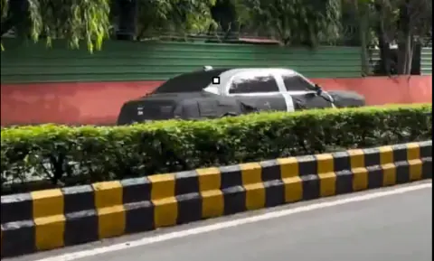 Xi Jinping'in gizli limuzini New Delhi'de görüldü: Kara örtülerle taşındı