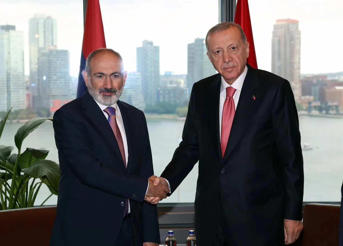 Cumhurbaşkanı Erdoğan, Ermenistan Başbakanı Paşinyan ile Görüştü Cumhurbaşkanı Erdoğan, Ermenistan Başbakanı Paşinyan ile Görüştü