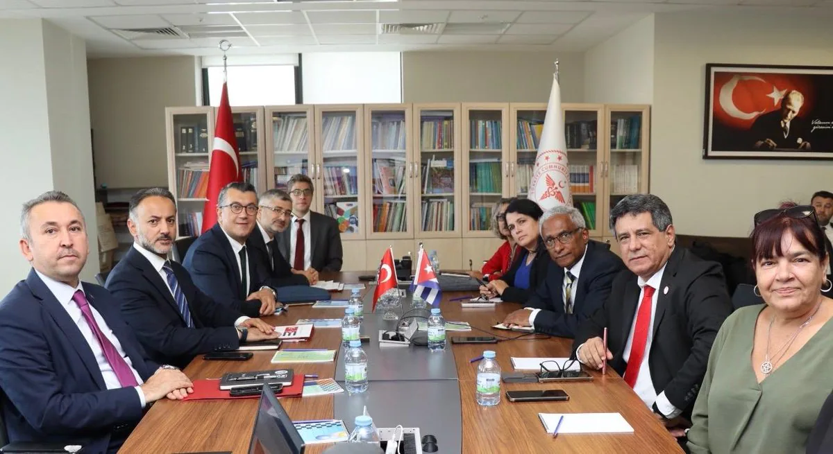 İki Ülke Arasında Sağlık İş Birliği Görüşüldü İki Ülke Arasında Sağlık İş Birliği Görüşüldü