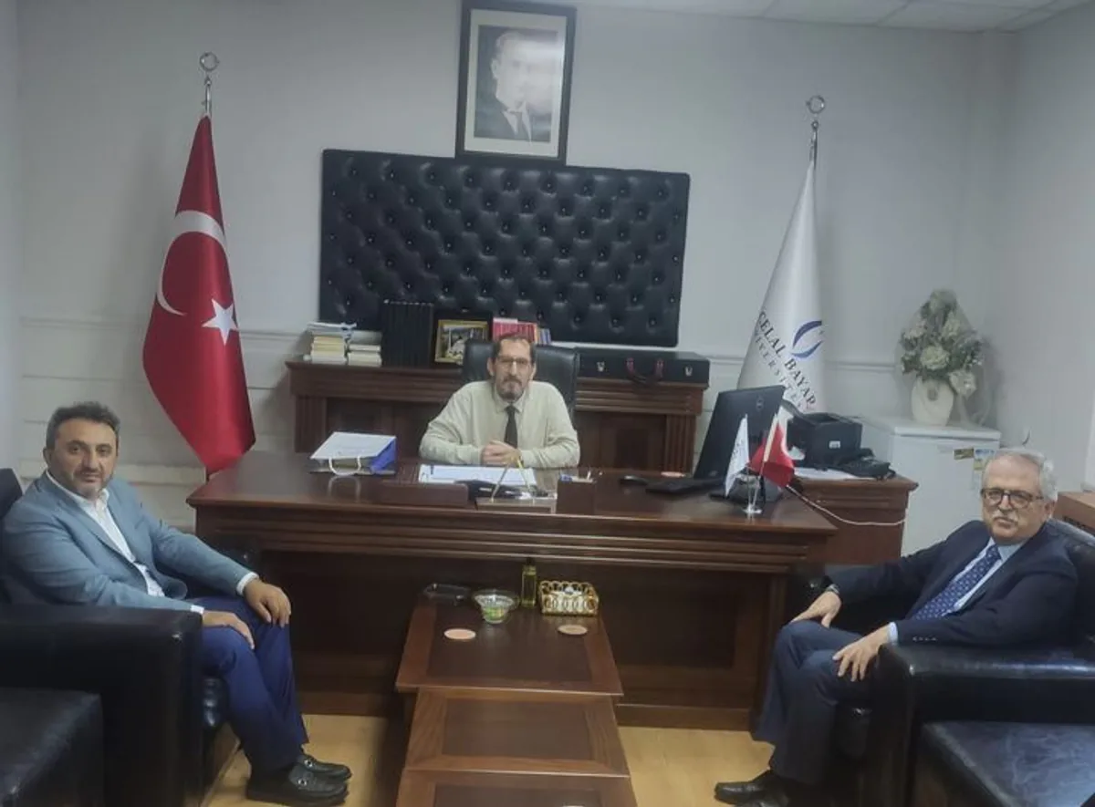 İl Müftüsü'nden Nezaket Ziyareti İl Müftüsü'nden Nezaket Ziyareti