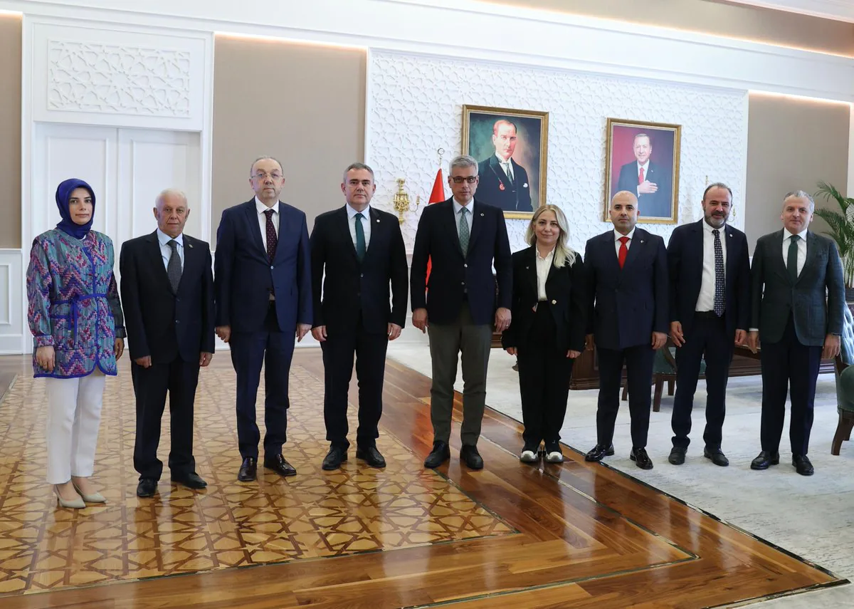 Sağlık Bakanı ile Eczacıların Sorunları Görüşüldü Sağlık Bakanı ile Eczacıların Sorunları Görüşüldü