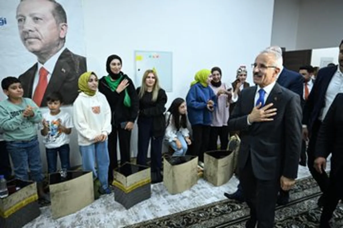 Geleceğin Teminatı Gençlerle Buluşma Geleceğin Teminatı Gençlerle Buluşma