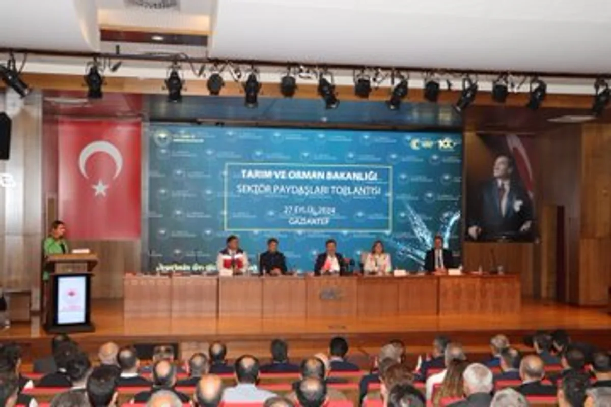 İş Dünyası Toplantısı Gaziantep’te Yapıldı İş Dünyası Toplantısı Gaziantep’te Yapıldı