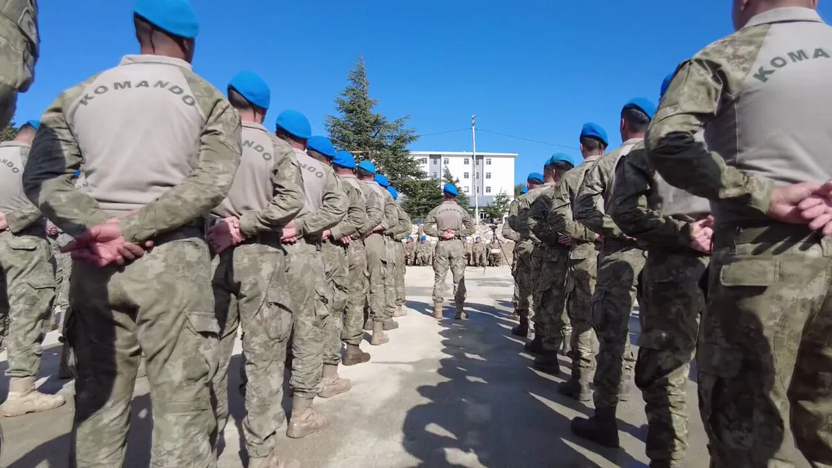 Türk Komandoları Gurur Verici Mücadelelerle Yarıştı Türk Komandoları Gurur Verici Mücadelelerle Yarıştı