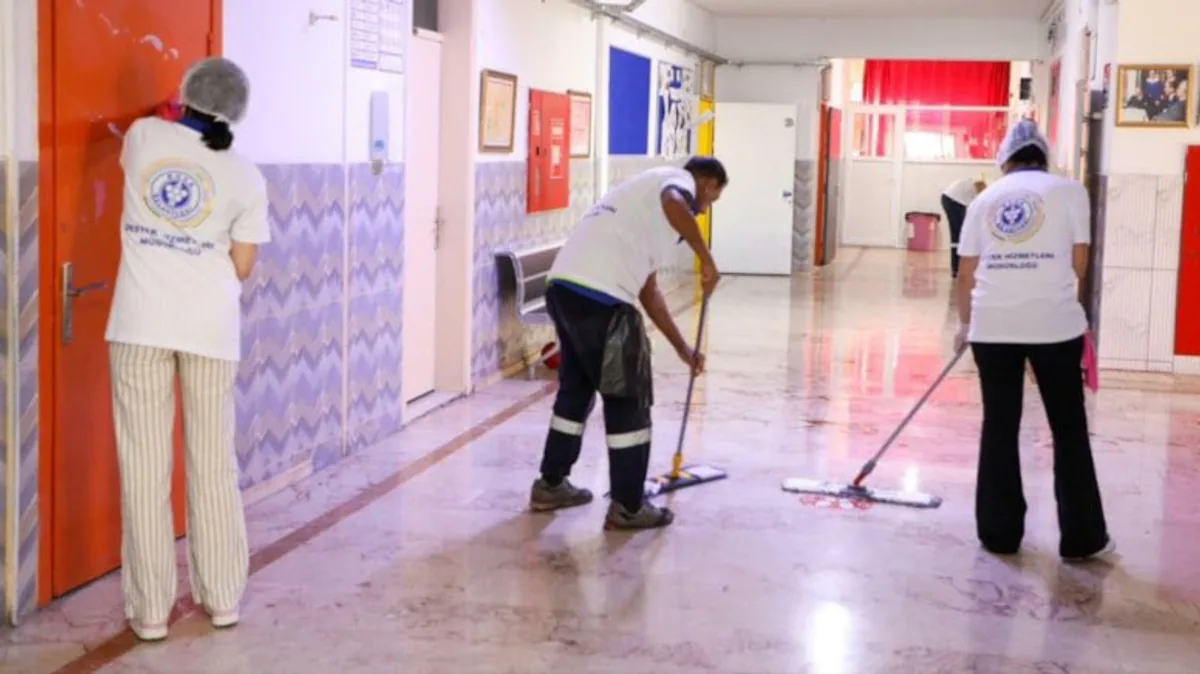 Okul Görevlileri Uygulamasının Sonu Okul Görevlileri Uygulamasının Sonu