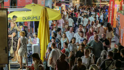 İzmir Fuarı'nda Gıda Alanı Dumanlı Mangalsız, Elektrikli ve Hijyen Odaklı Yenilendi