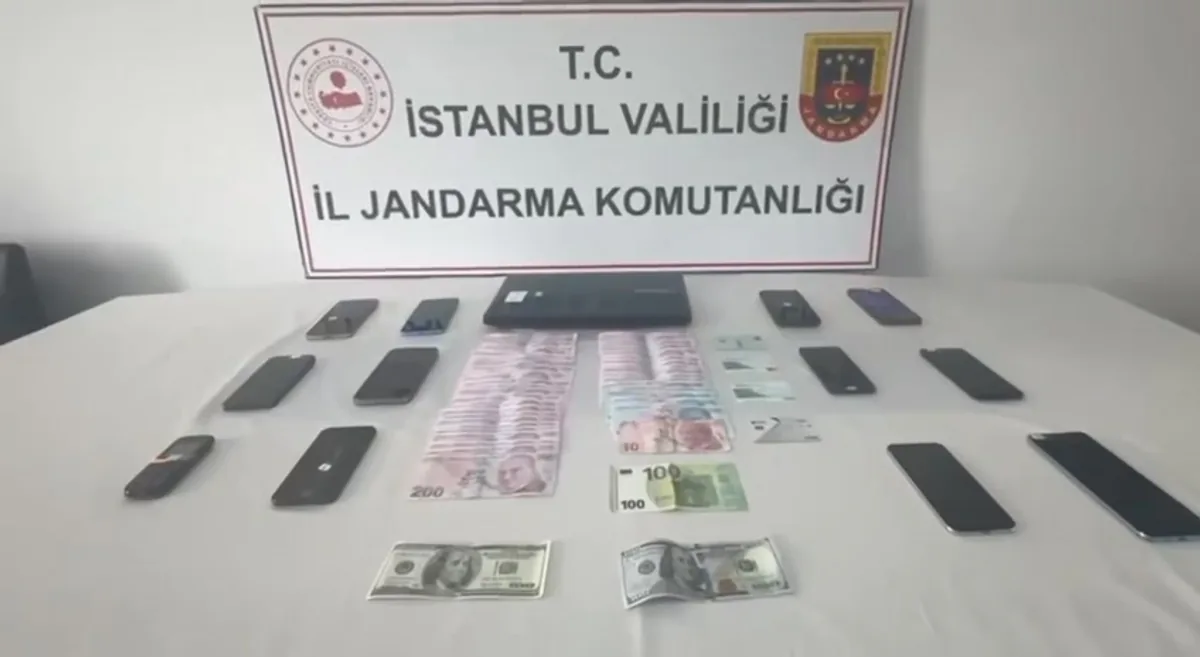 Jandarma'nın "SİBERAĞ-8" Operasyonu Ülke Genelinde Suç Örgütlerine Göz Açtırdı Jandarma'nın "SİBERAĞ-8" Operasyonu Ülke Genelinde Suç Örgütlerine Göz Açtırdı