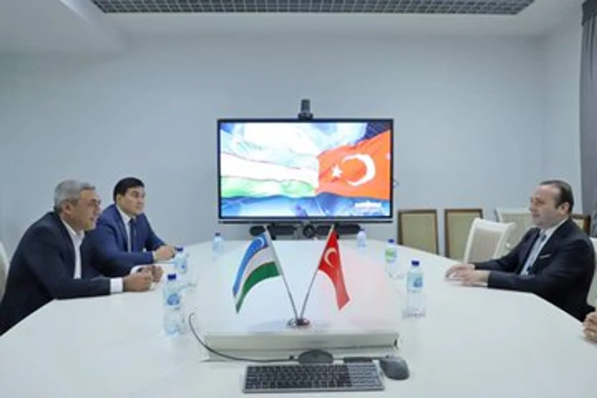 Ticaret Bakan Yardımcısı Özbekistan'da İkili İlişkileri Güçlendirdi Ticaret Bakan Yardımcısı Özbekistan'da İkili İlişkileri Güçlendirdi