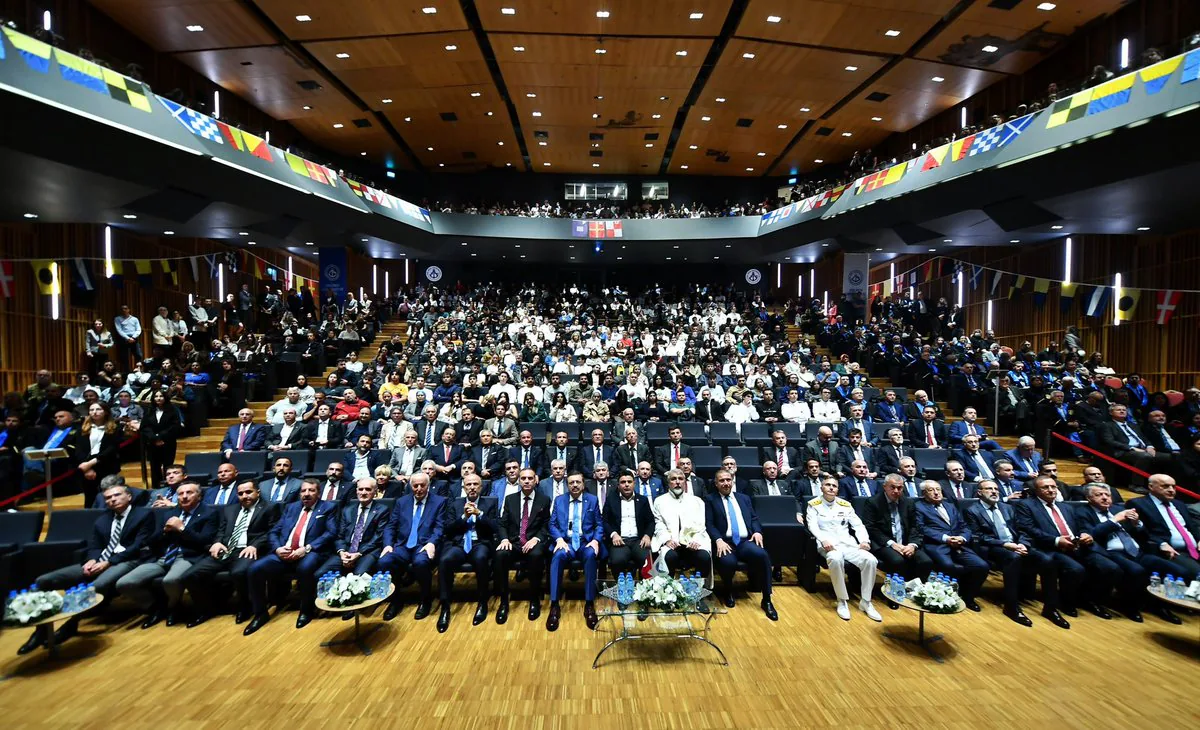 TOBB Yönetim Kurulu, Piri Reis Üniversitesi'nde Akademik Yılın İlk Dersine Katıldı TOBB Yönetim Kurulu, Piri Reis Üniversitesi'nde Akademik Yılın İlk Dersine Katıldı