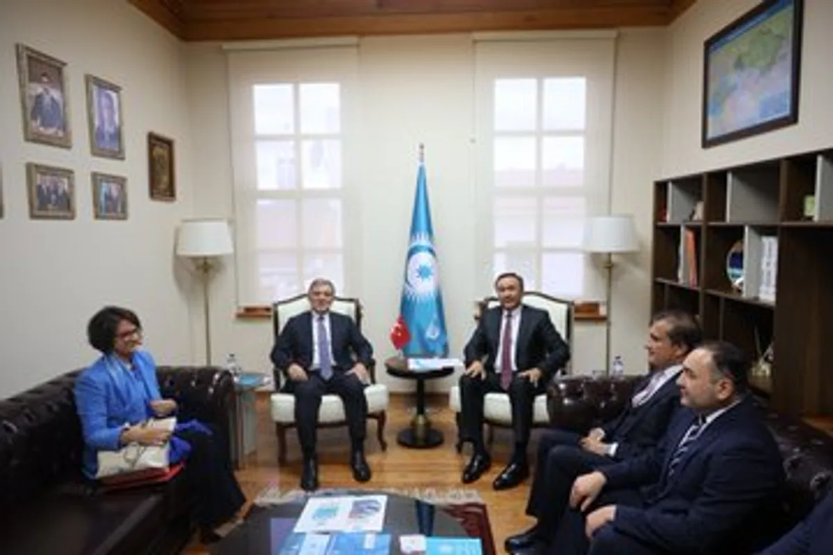 Abdullah Gül, Türk Devletleri Teşkilatı Merkezini Ziyaret Etti Abdullah Gül, Türk Devletleri Teşkilatı Merkezini Ziyaret Etti