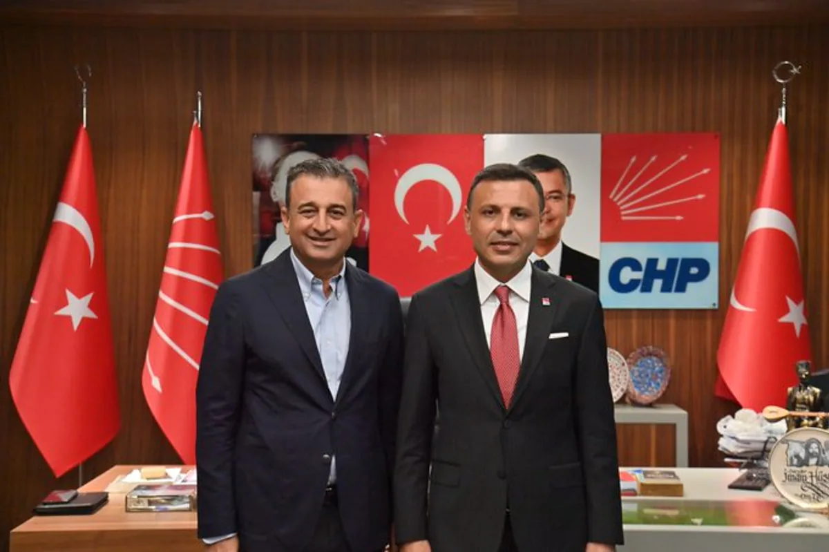 Adana Milletvekili Bulut İstanbul İl Başkanlığından Memnun Ayrıldı Adana Milletvekili Bulut İstanbul İl Başkanlığından Memnun Ayrıldı