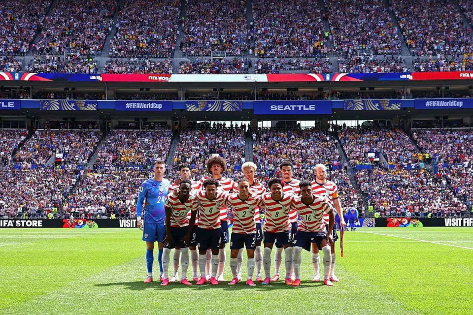 Christian Pulisic'in Kariyer Kavşağı: Dünya Kupası ve AC Milan görseli