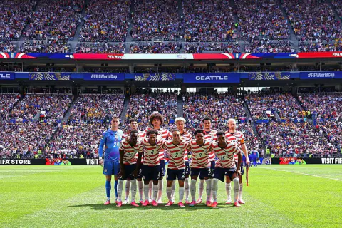 Christian Pulisic'in Kariyer Kavşağı: Dünya Kupası ve AC Milan