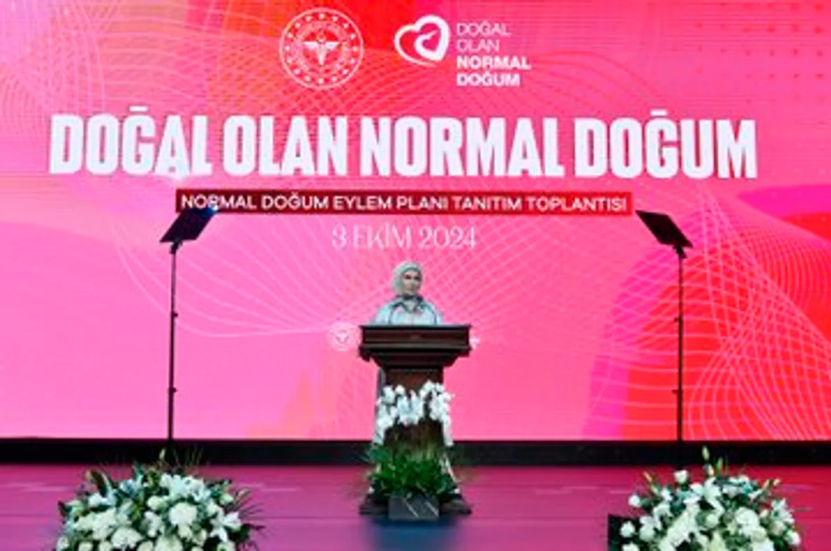 Saygıdeğer Emine Erdoğan'ın Himayesinde Normal Doğum Eylem Planı Uygulaması Gerçekleştirildi Saygıdeğer Emine Erdoğan'ın Himayesinde Normal Doğum Eylem Planı Uygulaması Gerçekleştirildi