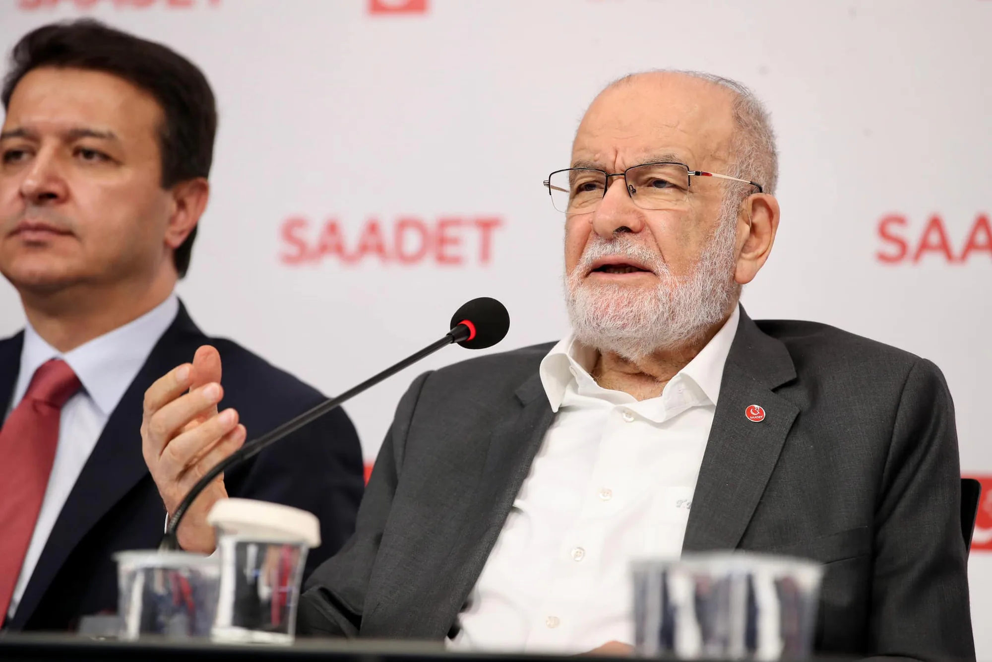 Saadet Partisi İl Başkanları ve İl Müfettişleri Toplantısı Gerçekleştirildi Saadet Partisi İl Başkanları ve İl Müfettişleri Toplantısı Gerçekleştirildi