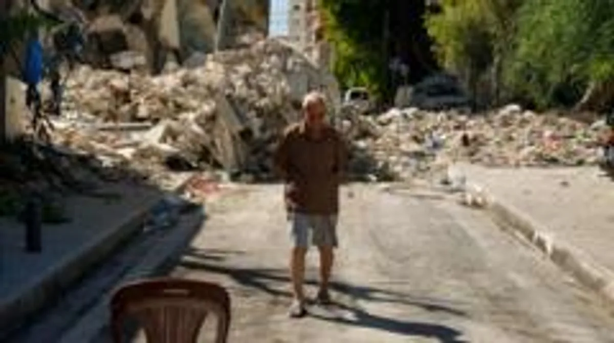 Lübnan'ın Sur Kenti'nde İnsani Drama Lübnan'ın Sur Kenti'nde İnsani Drama