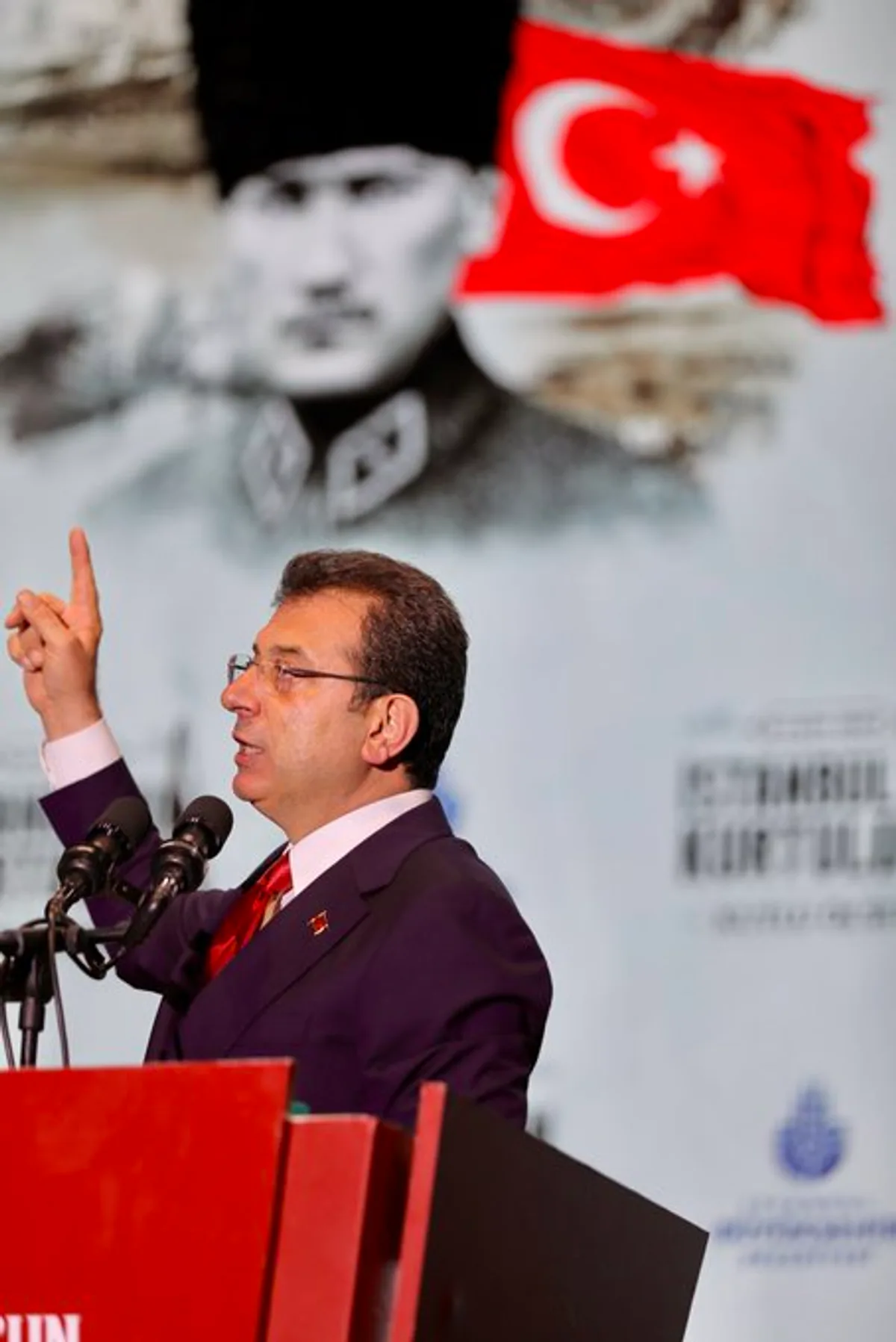 İstanbul, Tarihi ve Kültürel Değerlerine Sahip Çıkıyor İstanbul, Tarihi ve Kültürel Değerlerine Sahip Çıkıyor