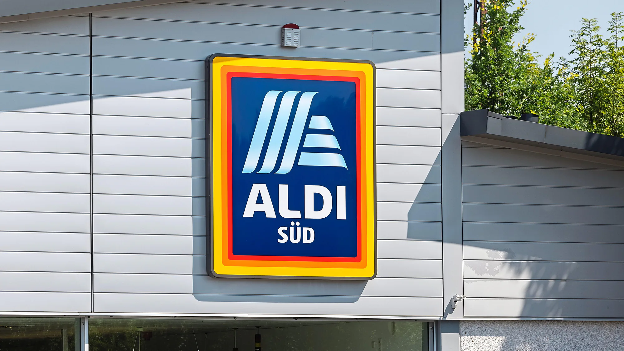 Aldi Süd'den Kritik Gıda Uyarısı: Bazı Sosis Ürünleri Geri Çağrıldı Aldi Süd'den Kritik Gıda Uyarısı: Bazı Sosis Ürünleri Geri Çağrıldı