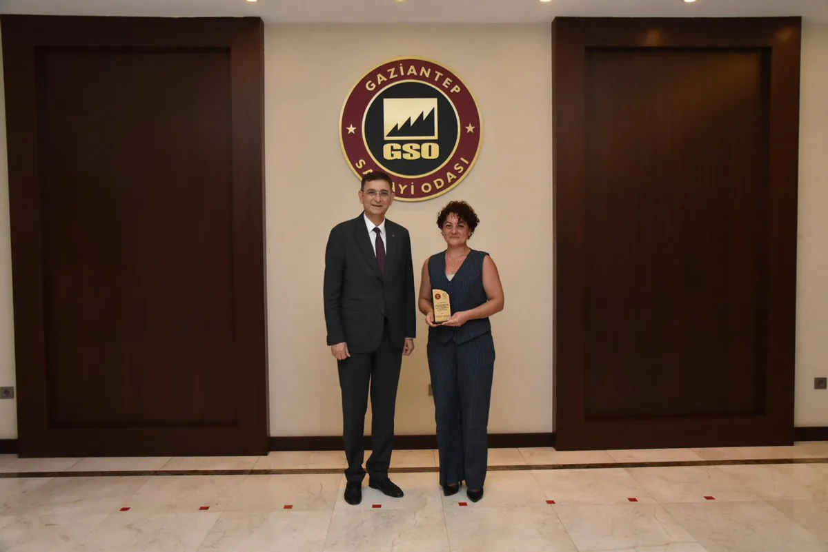 Gaziantep Yetkinlik ve Dijital Dönüşüm Merkezi'nin Direktörü Görevinden Ayrıldı Gaziantep Yetkinlik ve Dijital Dönüşüm Merkezi'nin Direktörü Görevinden Ayrıldı