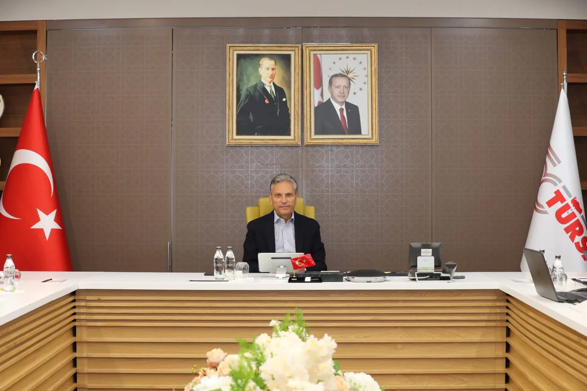TÜRSAB Yönetim Kurulu Önemli Kararlar İçin Toplandı TÜRSAB Yönetim Kurulu Önemli Kararlar İçin Toplandı