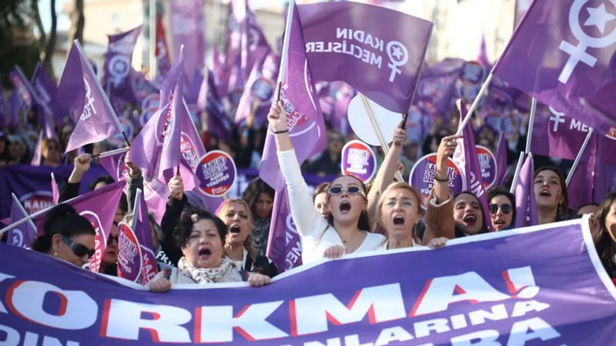 Kadın Cinayetleri Tartışma Konusu Olmaya Devam Ediyor Kadın Cinayetleri Tartışma Konusu Olmaya Devam Ediyor