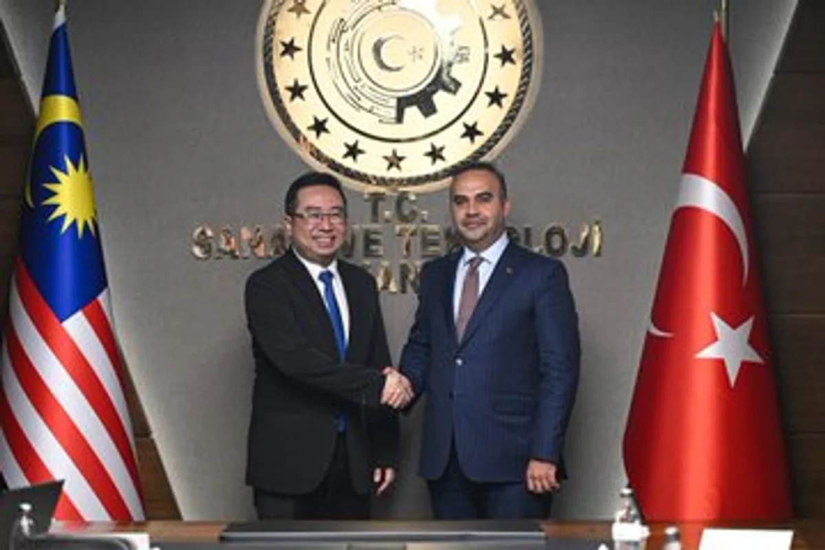 Malezya ile İş Birliği Artıyor Malezya ile İş Birliği Artıyor