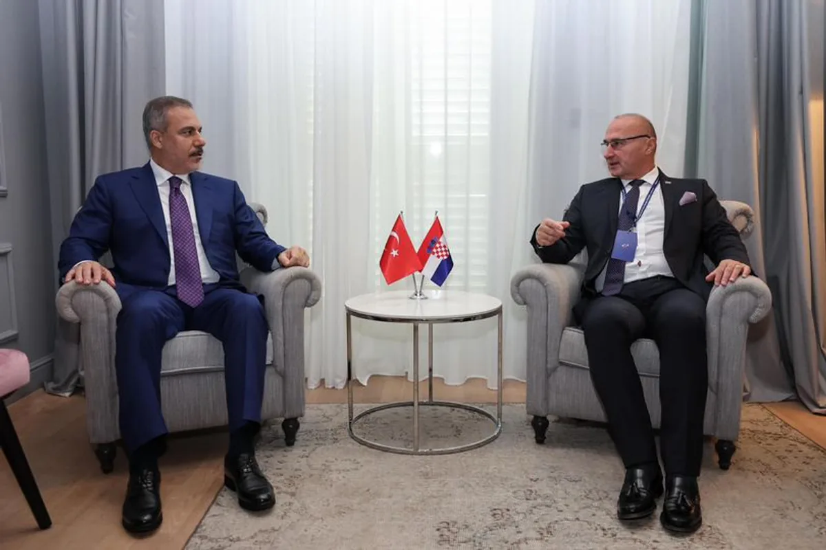 Bakan Hakan Fidan Hırvatistan'ın Dubrovnik Şehrinde Gordan Grliç Radman ile Görüştü Bakan Hakan Fidan Hırvatistan'ın Dubrovnik Şehrinde Gordan Grliç Radman ile Görüştü