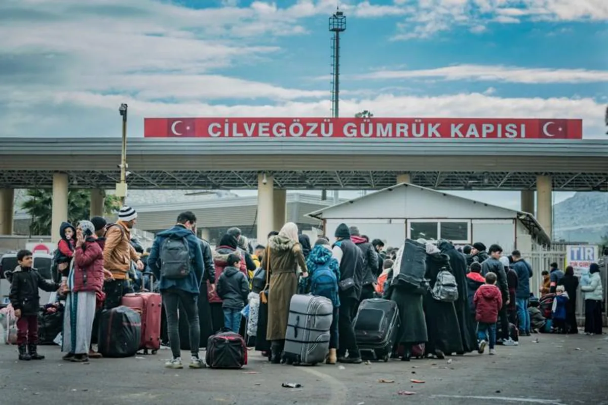 Türkiye’deki Suriyelilerin Sayısı Azalıyor Türkiye’deki Suriyelilerin Sayısı Azalıyor
