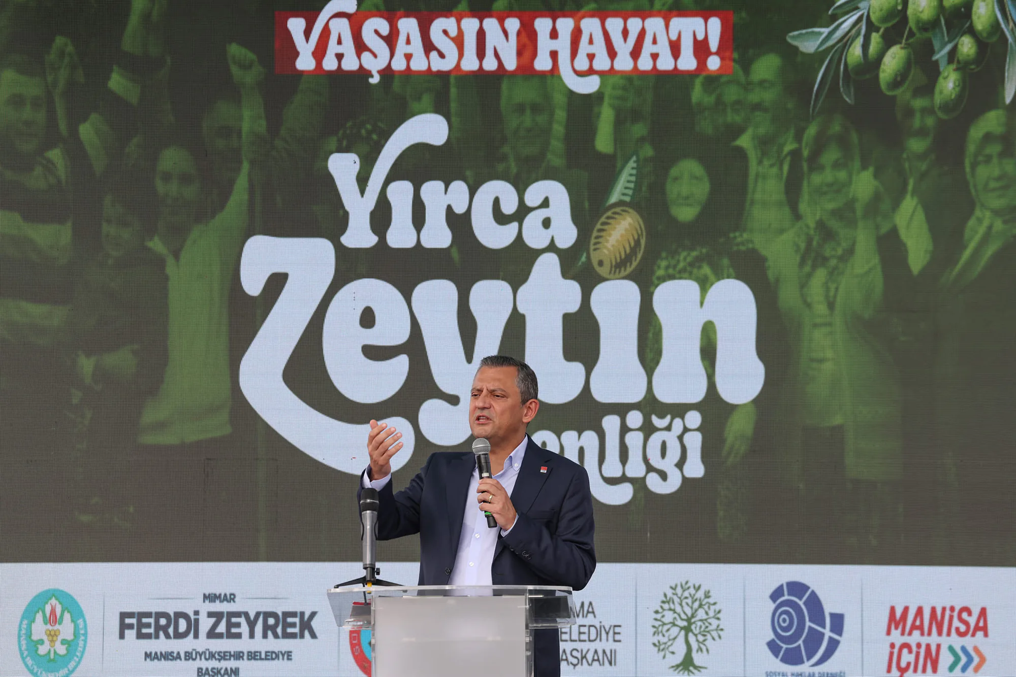 Soma Yırca'da Zeytin Şenliği Düzenlendi Soma Yırca'da Zeytin Şenliği Düzenlendi