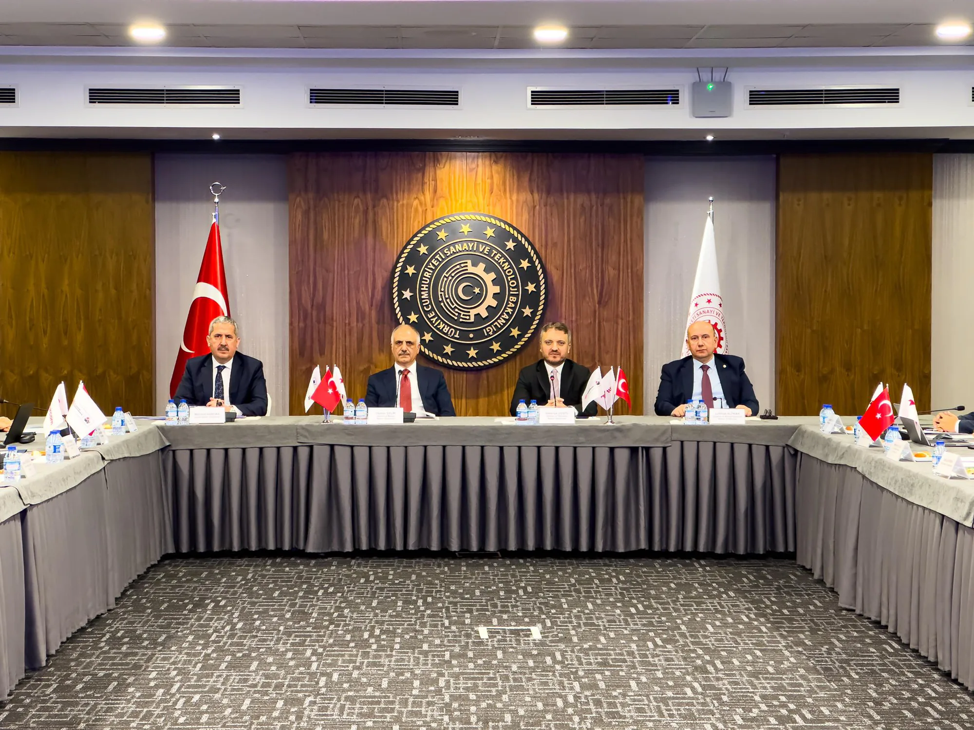 Sanayi ve Teknoloji Bakanlığı, 5. Teknogirişim Konseyi Toplantısı Sanayi ve Teknoloji Bakanlığı, 5. Teknogirişim Konseyi Toplantısı