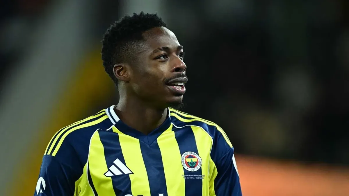 Fenerbahçe'de Musaba için Göztepe Hamlesi: Takas Formülü Masada Fenerbahçe'de Musaba için Göztepe Hamlesi: Takas Formülü Masada