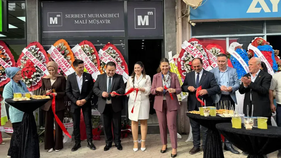 Demirköy'de SMMM Emine Yurdakul Arın Ofisi Hizmete Açıldı görseli