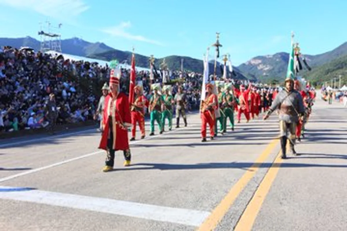 Mehteran Birliği, Güney Kore'de Askerî Kültür Festivali'nde konserler verdi Mehteran Birliği, Güney Kore'de Askerî Kültür Festivali'nde konserler verdi