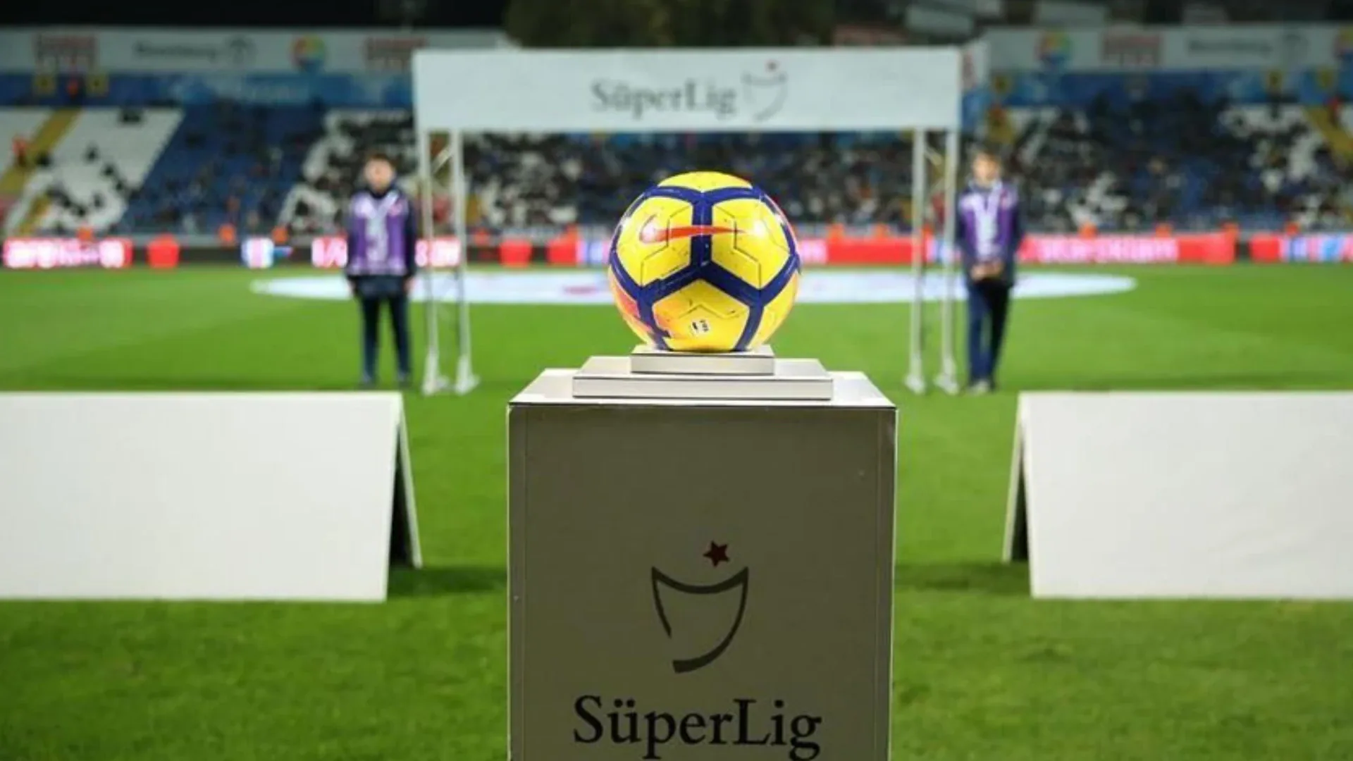 Digitürk'ten Süper Lig'e çıkan şehirlere özel indirimli paket Digitürk'ten Süper Lig'e çıkan şehirlere özel indirimli paket