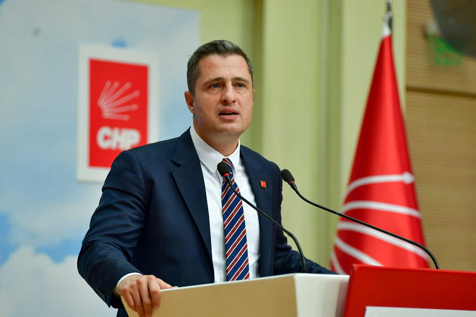 CHP Genel Başkan Yardımcısı Deniz Yücel, Ülke Gündemi Hakkında Değerlendirmelerde Bulundu CHP Genel Başkan Yardımcısı Deniz Yücel, Ülke Gündemi Hakkında Değerlendirmelerde Bulundu