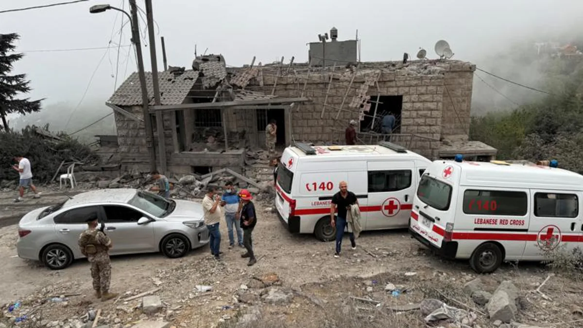 Lübnan'da İsrail Hava Saldırısı: 21 Ölü, 8 Yaralı Lübnan'da İsrail Hava Saldırısı: 21 Ölü, 8 Yaralı