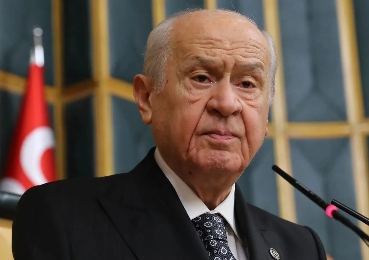MHP Genel Başkanı Devlet Bahçeli'den Anayasa Eleştirisi MHP Genel Başkanı Devlet Bahçeli'den Anayasa Eleştirisi