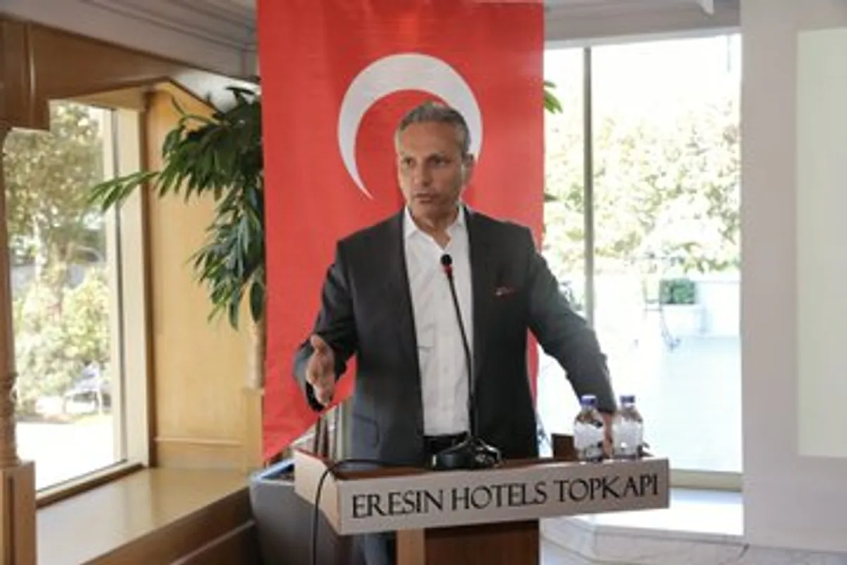 İstanbul'un Fatih Bölgesinde Seyahat Acentalarının Sorunları Toplantısı Düzenlendi İstanbul'un Fatih Bölgesinde Seyahat Acentalarının Sorunları Toplantısı Düzenlendi