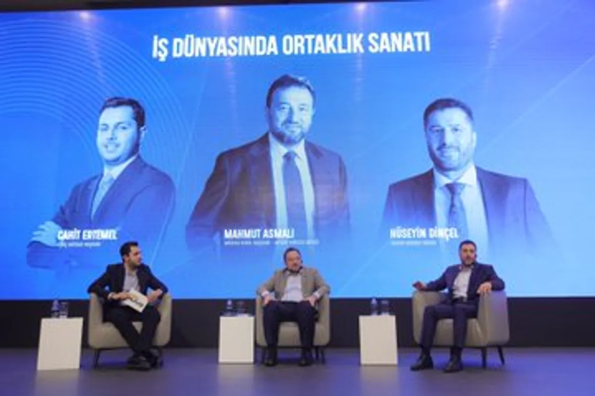 Genç MÜSİAD "İş Dünyasında Ortaklık Sanatı" Tecrübe Paylaşım Etkinliği Düzenledi Genç MÜSİAD "İş Dünyasında Ortaklık Sanatı" Tecrübe Paylaşım Etkinliği Düzenledi