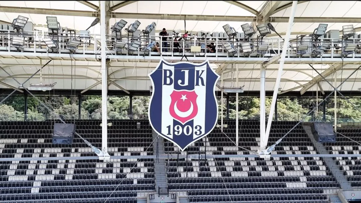 Beşiktaş Jimnastik Kulübü 121. Kuruluş Yıldönümünü Kutluyor Beşiktaş Jimnastik Kulübü 121. Kuruluş Yıldönümünü Kutluyor