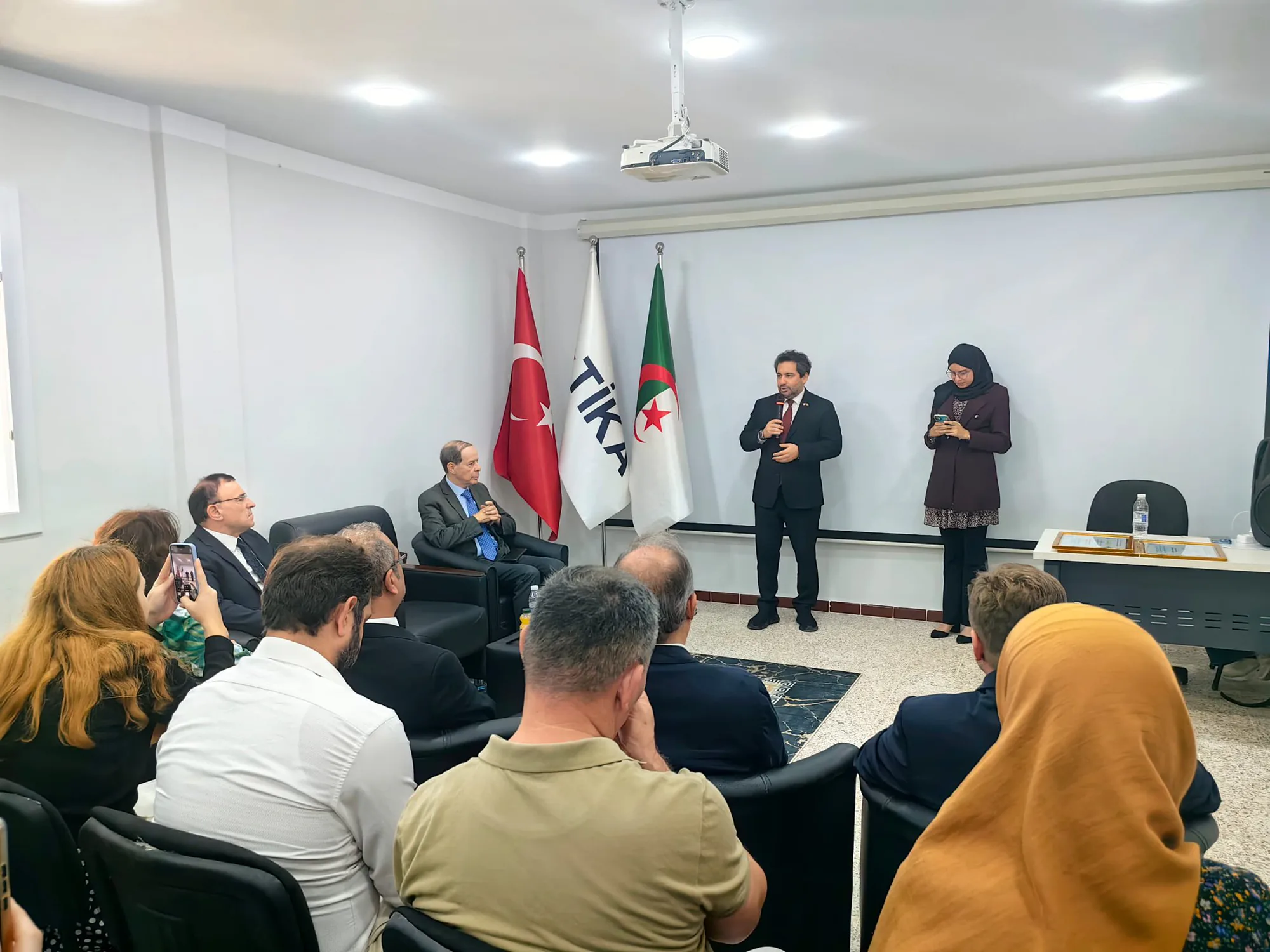 TİKA, Cezayir'de Mantar Üretim Çiftliği Kurdu TİKA, Cezayir'de Mantar Üretim Çiftliği Kurdu