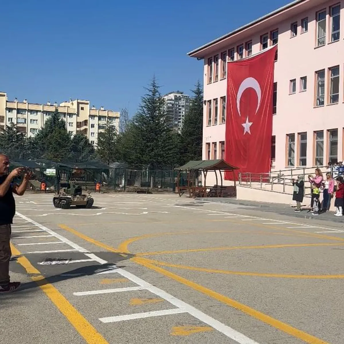 Ankara'da Geleceğin Mühendislerine Eğitim Verildi Ankara'da Geleceğin Mühendislerine Eğitim Verildi