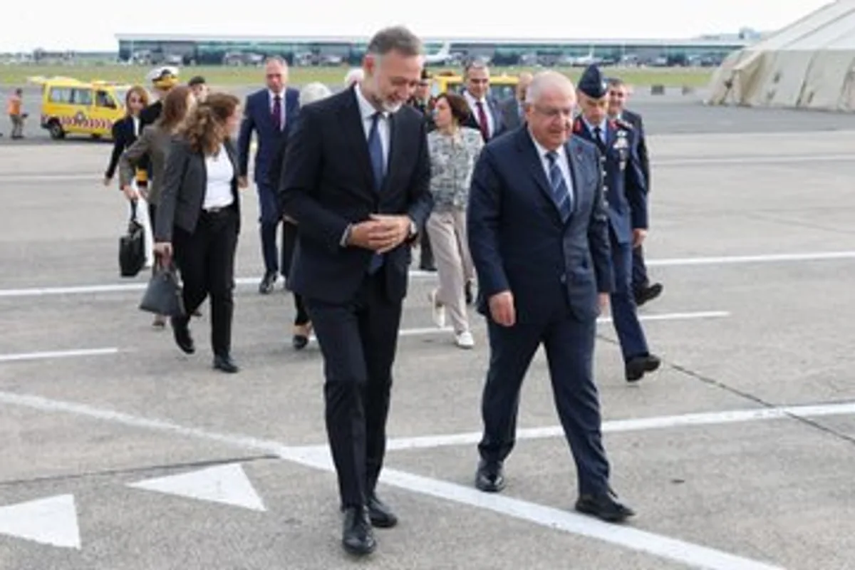 Millî Savunma Bakanı Güler, NATO Savunma Bakanları Toplantısı İçin Brüksel'e Gitti Millî Savunma Bakanı Güler, NATO Savunma Bakanları Toplantısı İçin Brüksel'e Gitti