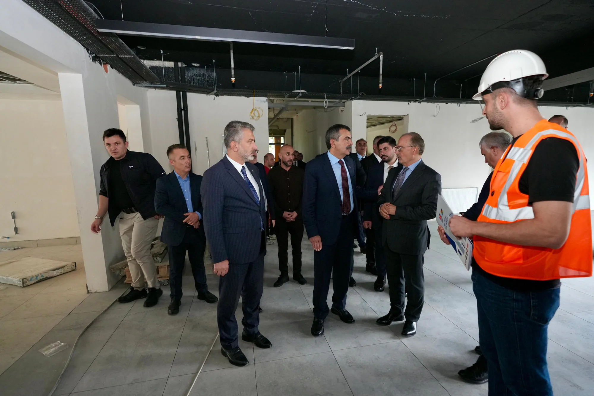 Trabzon'da 24 Derslikli Okul İnşaatı Destekleniyor Trabzon'da 24 Derslikli Okul İnşaatı Destekleniyor